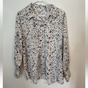 A New Day Shirt Size Medium White Animal Print Button Up Collared Long Sleeve